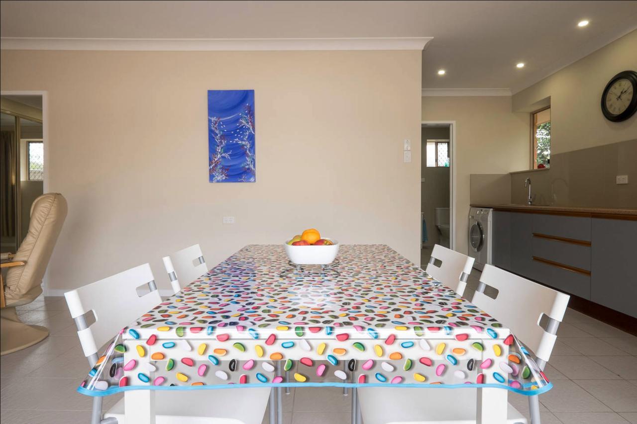 The Villa At The Bay Deception Bay Exterior photo